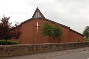 Iglesia de San Juan Bautista en Motherwell, Escocia, lugar en el que Iván habló y tuvo dos apariciones.